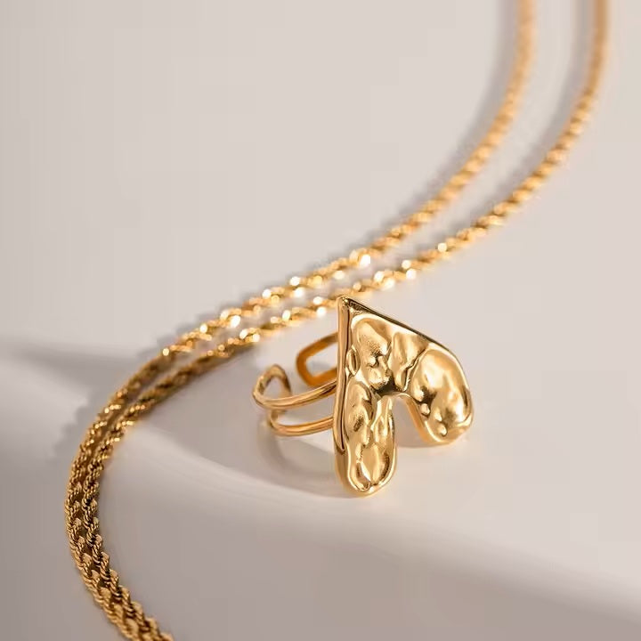 Elira Heart Ring - 18K Gold Stainless Steel