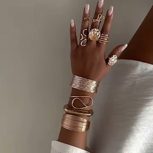 Modern Line Ring - 18K Gold Stainless Steel