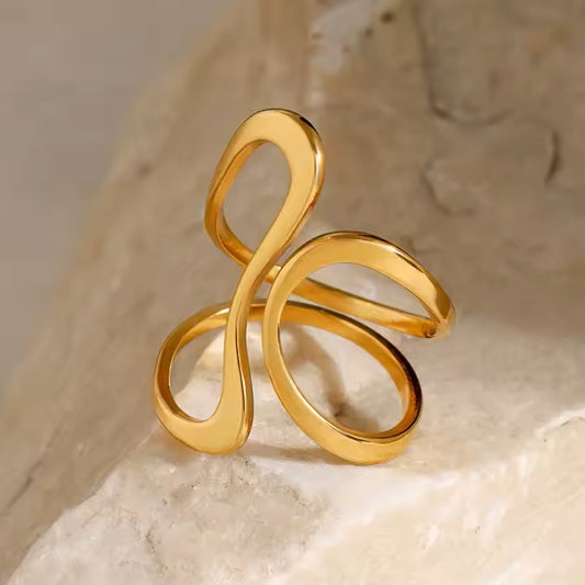 Modern Twist Ring - 18K Gold Stainless Steel
