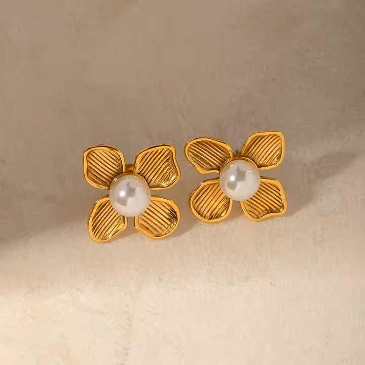 Blossom Studs Earrings - 18K Gold Stainless Steel