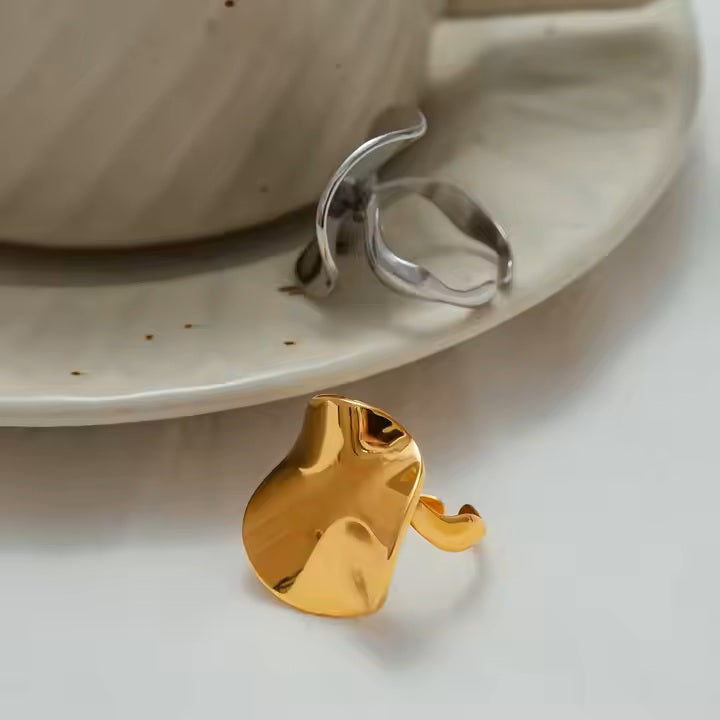 Cirra Ring - 18K Gold Stainless Steel