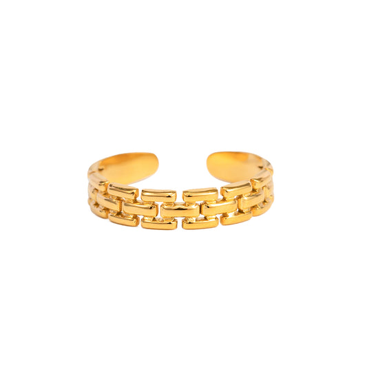 Simple gold chain-style ring on a white background