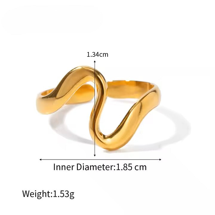 Raya Wave Ring - 18K Gold Stainless Steel