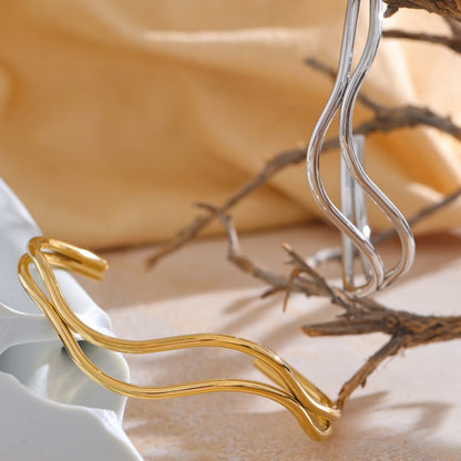 gold and silver bangles