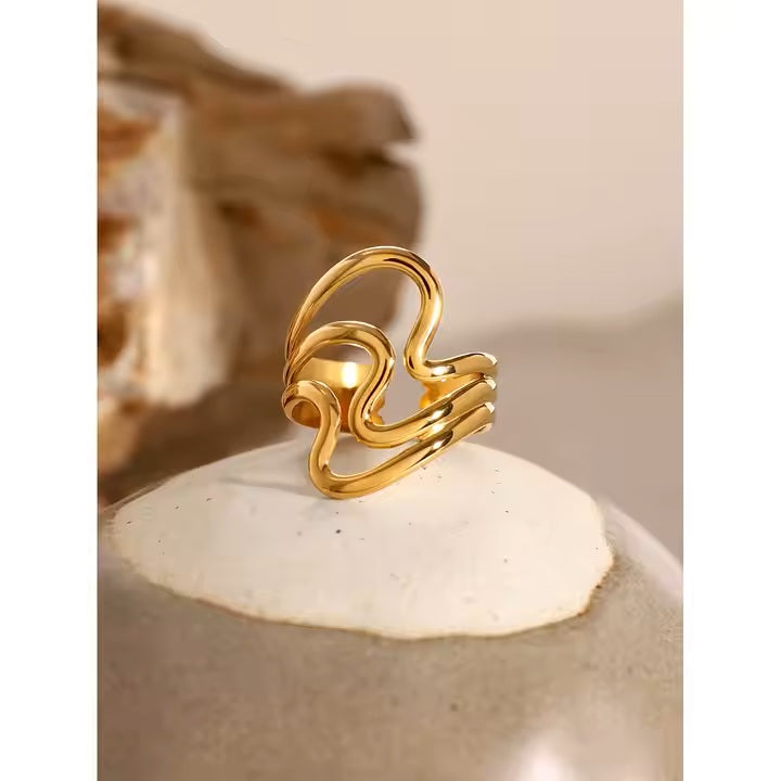 Sway Ring - 18K Gold Stainless Steel