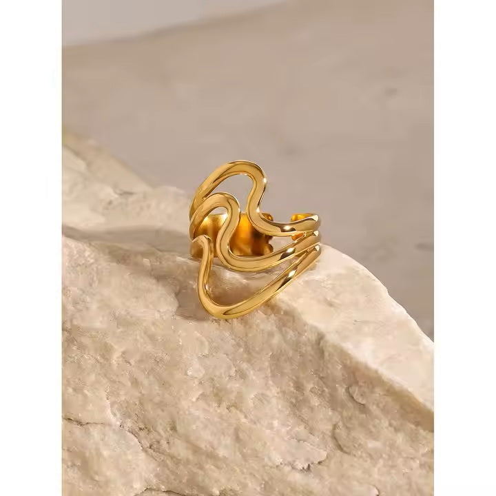 Sway Ring - 18K Gold Stainless Steel